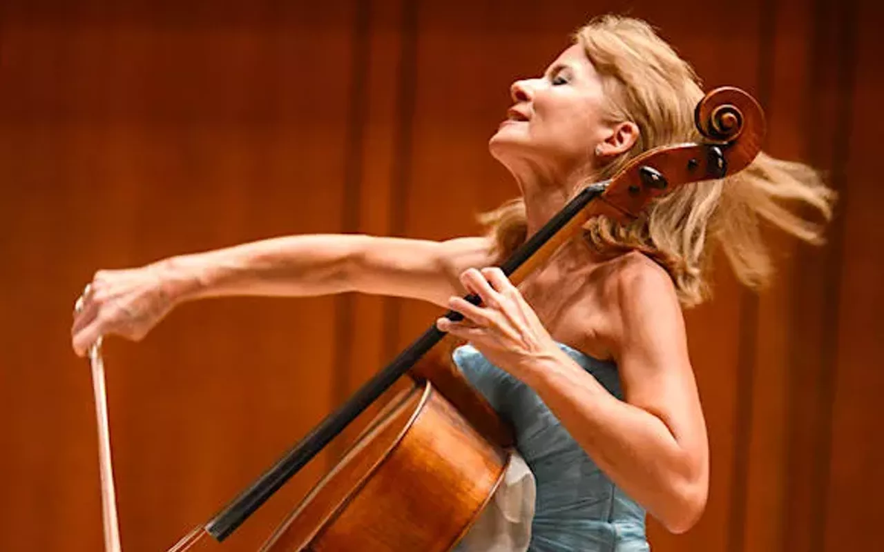 Image: ACMC: Sara Sant&rsquo;Ambrogio & Michelle Schumann