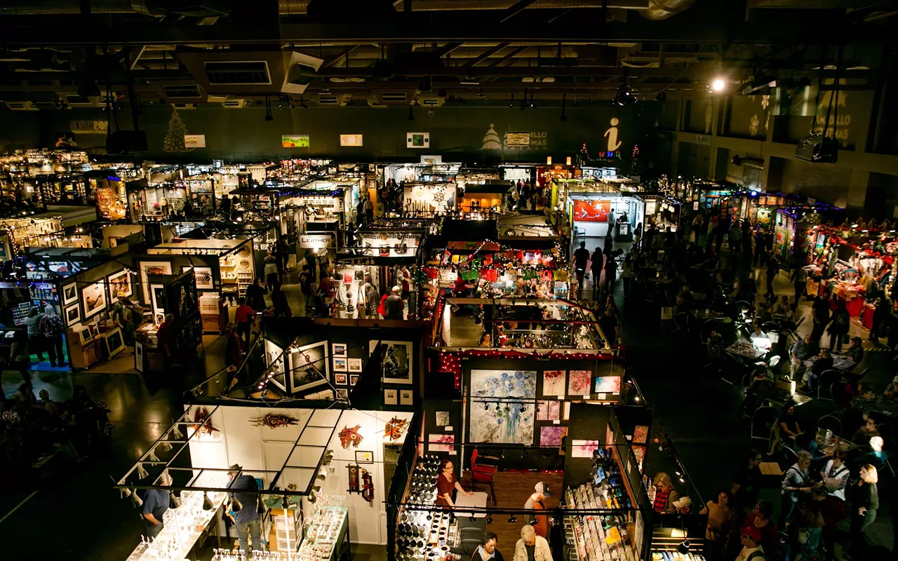 Image: Armadillo Christmas Bazaar