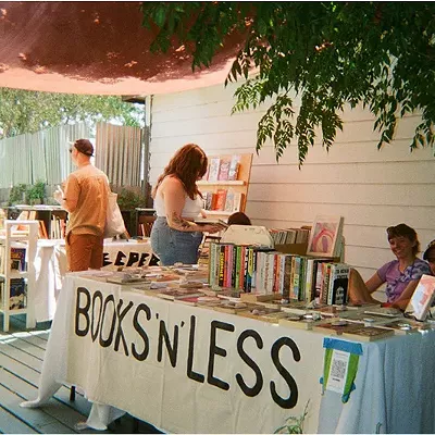 Image: Best Paperback Pop-Up