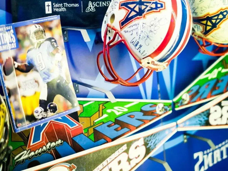 Image: Best Place to Embrace the Sports-Card Craze