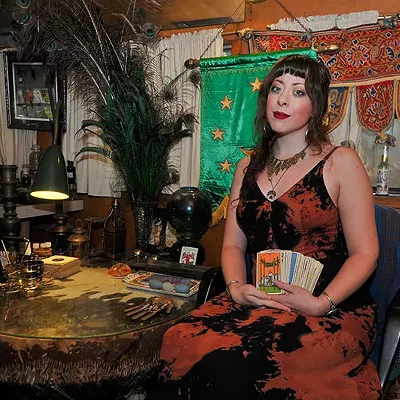 Image: Best Psychic/Tarot
