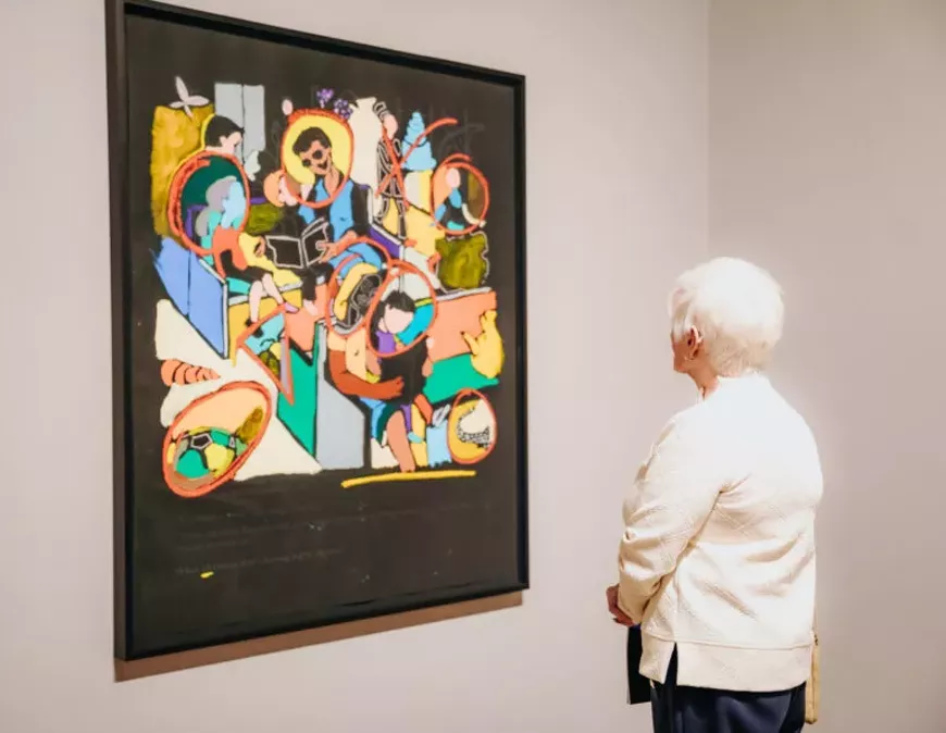 curator-led-tour-2-768x595.webp