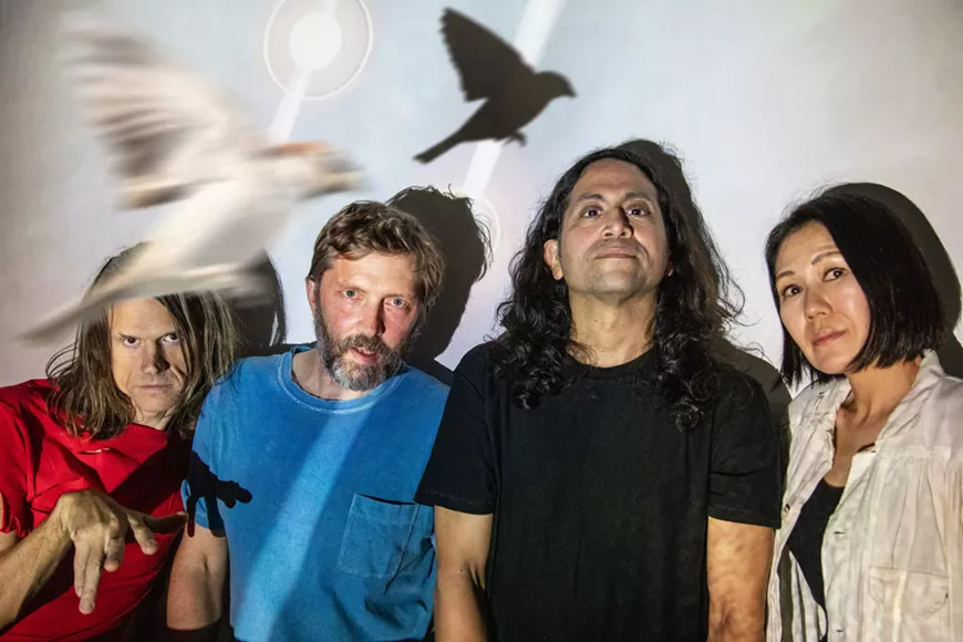 24._deerhoof_by_satoru-eguchi.webp