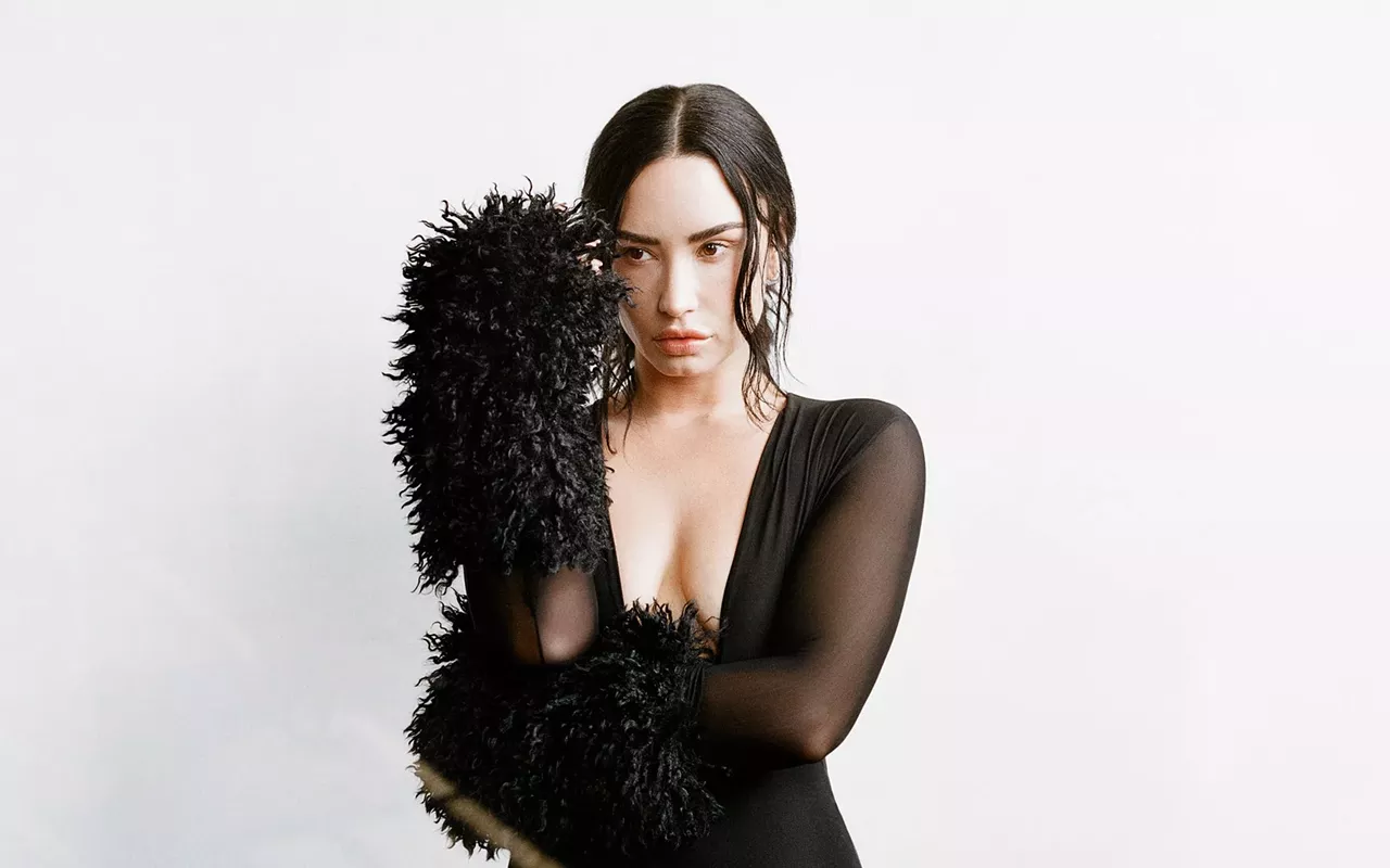 Image: Demi Lovato, Ad&eacute;la