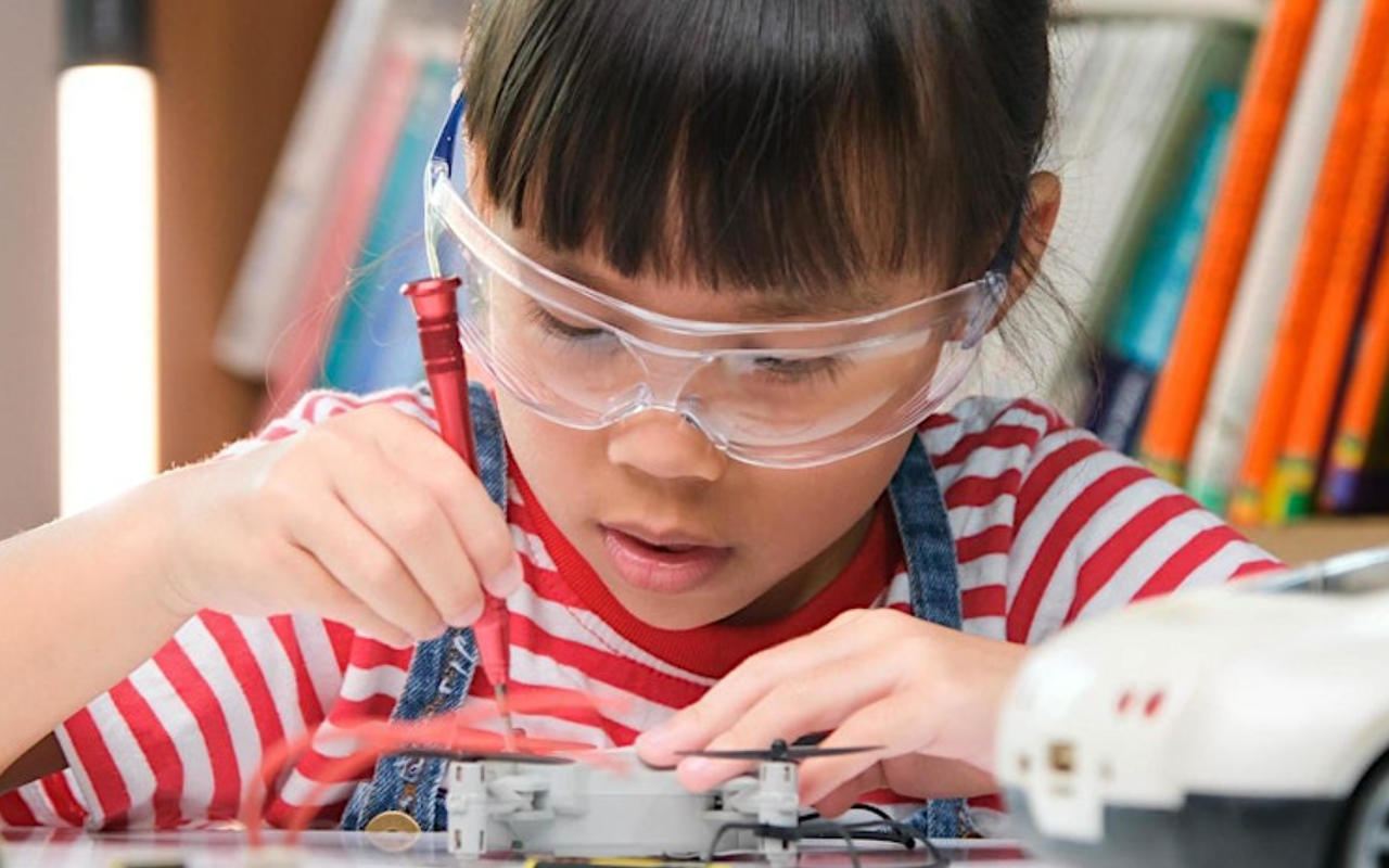 Image: Fix-It Austin Toy Hospital