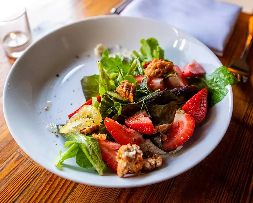 dbh_first-plates-2019_foreign-and-domestic_05-2.webp