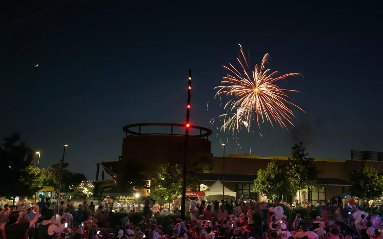 Image: Hill Country Galleria Fourth of July