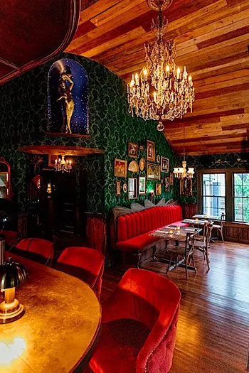 Image: Honey Moon Spirit Lounge: Valentine's Specials
