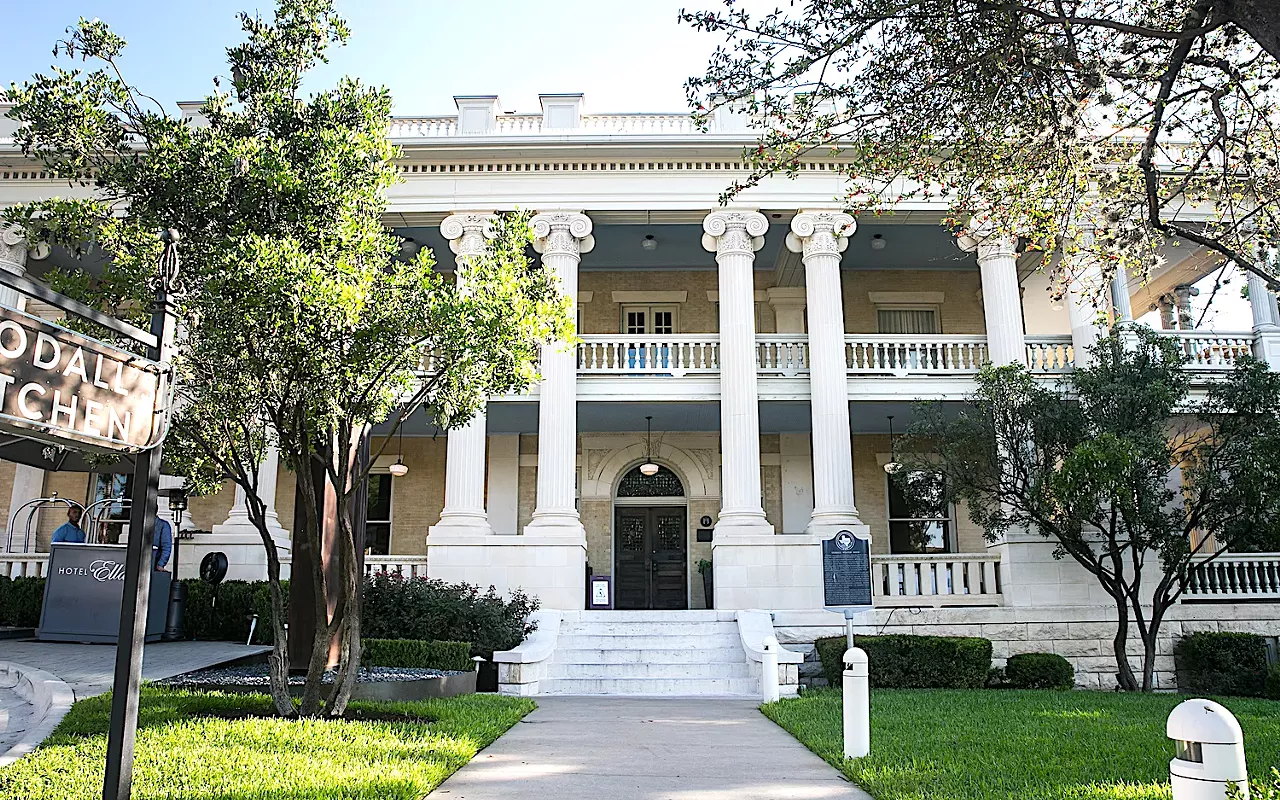 Image: Hotel Ella: Early Mother's Day Market