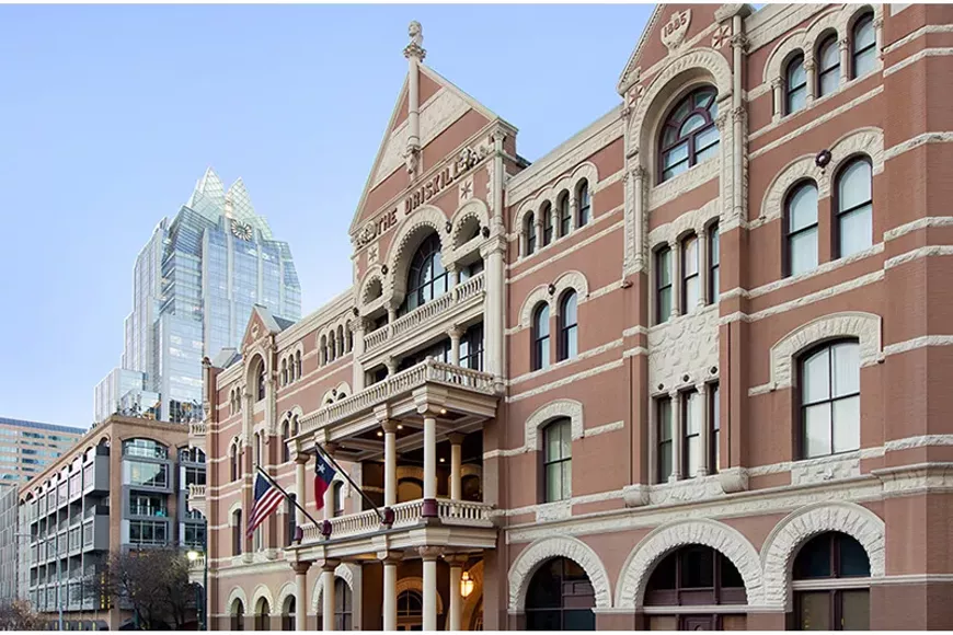 SERVICE_Driskill_Courtesy-of-The-Driskill.jpg