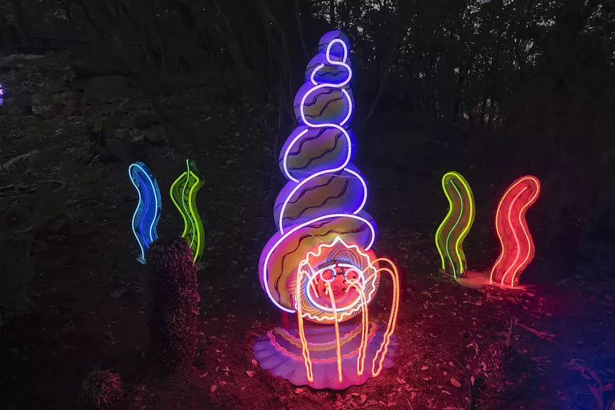 fri-surreal.garden-ja.webp
