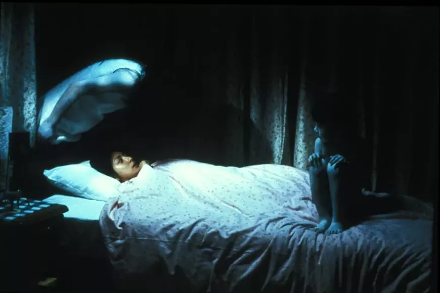 32._ju-on_the_grudge_film_still.webp