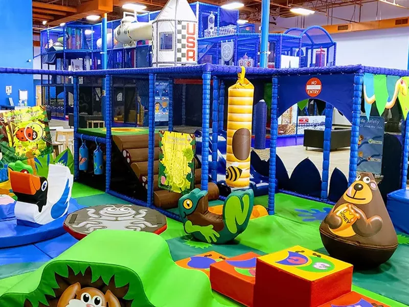 Image: Least Hamster Cage-Like Indoor Play Area