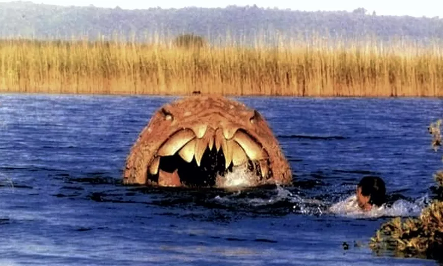 1._monster-shark_film_still.webp