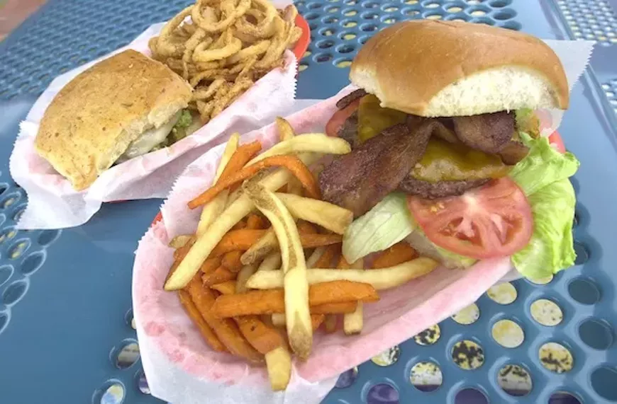 food_readers_philsicehouse-3.webp