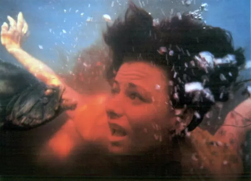 43._Piranha_film_still.jpg