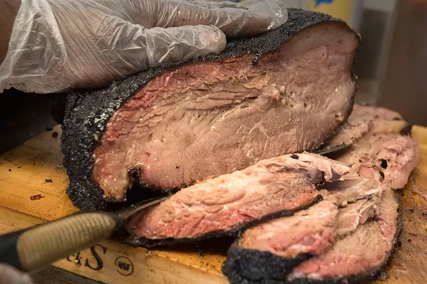 food_rogersboyzbbq1-2.webp