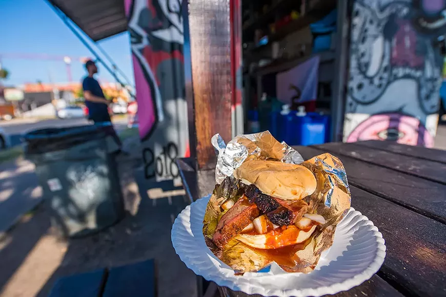 dbh-briskets-rollinsmoke-052918-5.webp
