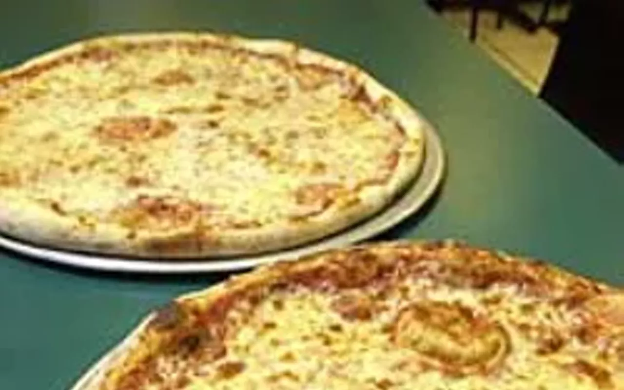 Image: Saccone's Pizza & Subs