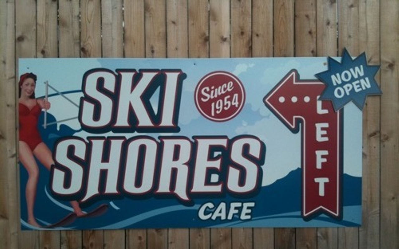 Image: Ski Shores Cafe