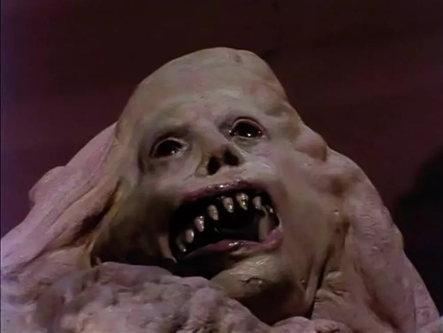 7._Basket_Case_film_still_1.jpg