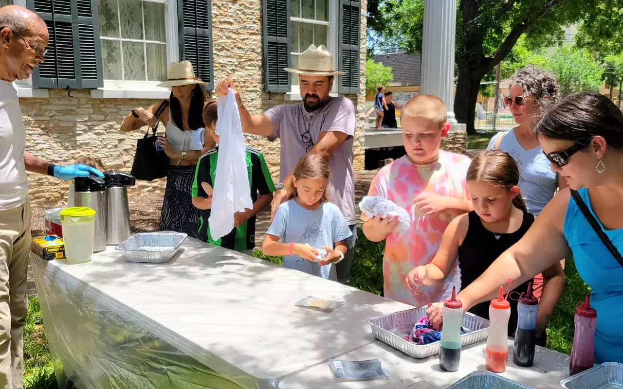 Image: Sunday Funday: Red, White, and Blue Tie Dyeing