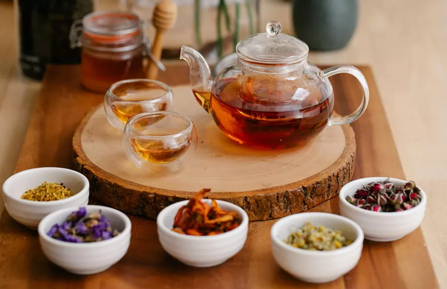 4._tea_talk_photo_by_anna_pou_via_pexels.webp