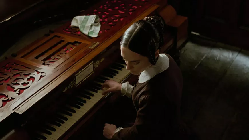 41._the-piano_hero-copy.webp