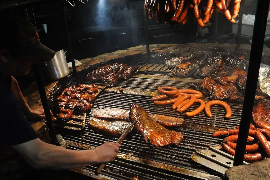 food_saltlick15_4-2.webp