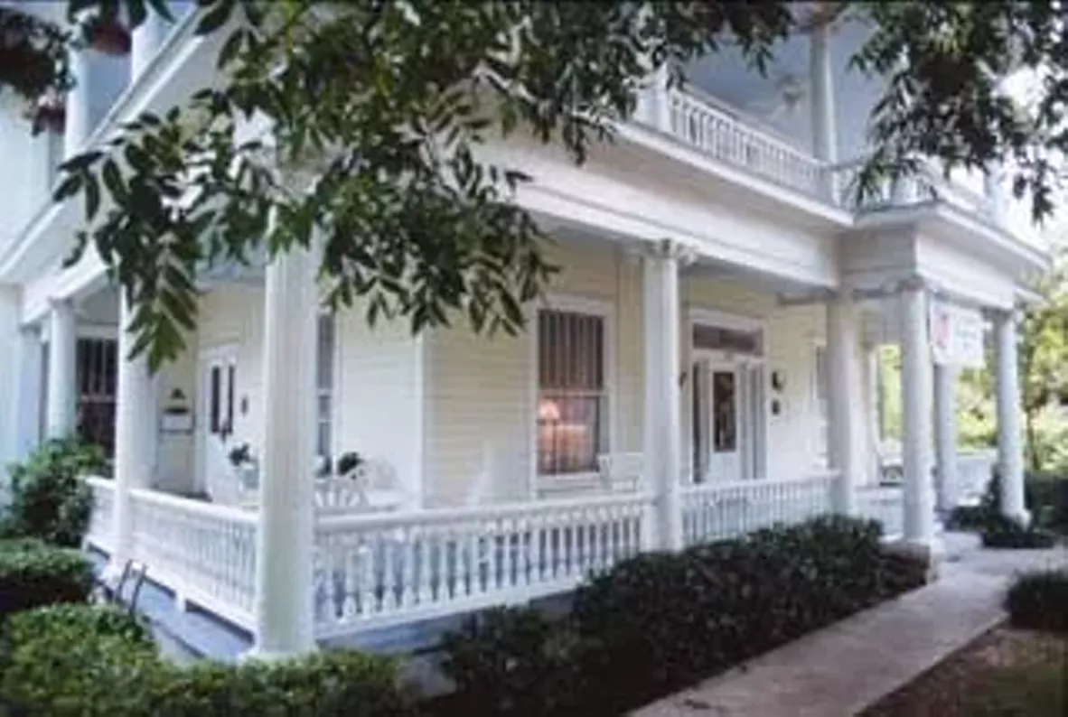 Architecture & Lodging