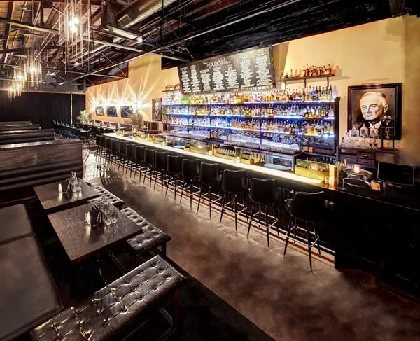 Cocktail Bar