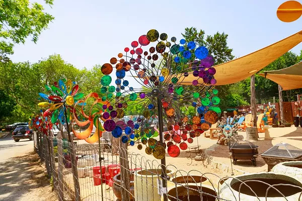 Garden Store/Nursery