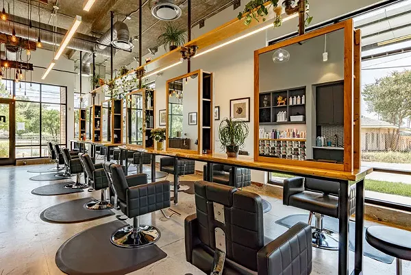 Salon