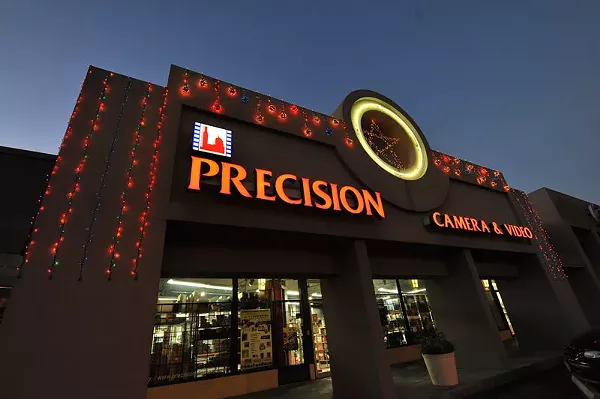 Electronics Store