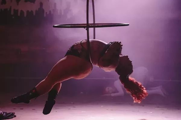Burlesque Performer