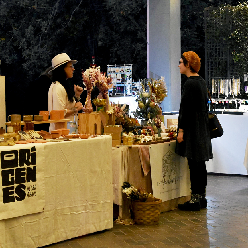 holiday_market_square.png