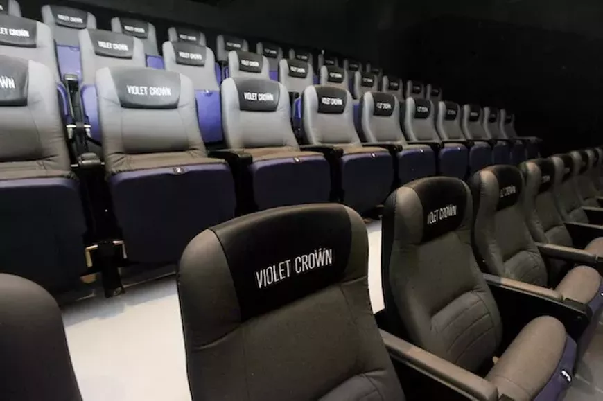 screens_violetcrowncinema5-2.webp