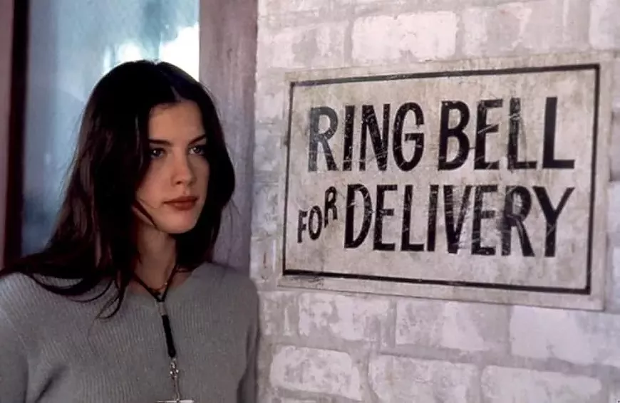 47._Empire_Records_film_still.jpg